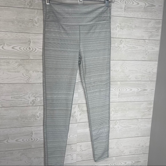 Athleta High Rise Jacquard Chaturanga leggings - Picture 5 of 11